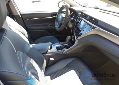 2018 Toyota Camry Se из США, поврежденный, VIN 4T1B11HK5JU084842